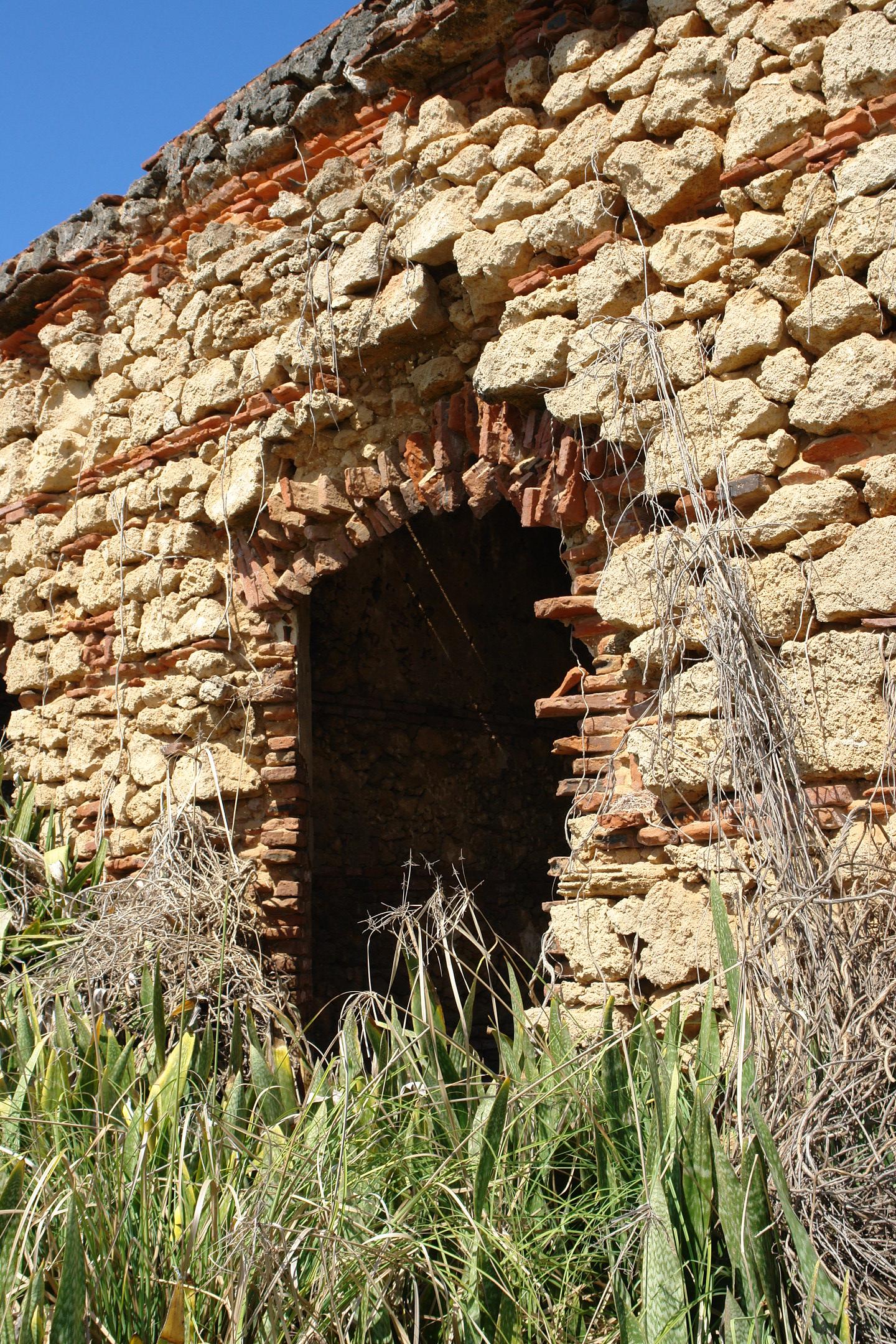 Ruinas del Antiguo Leprocomio - Toa Baja - 2011 00014